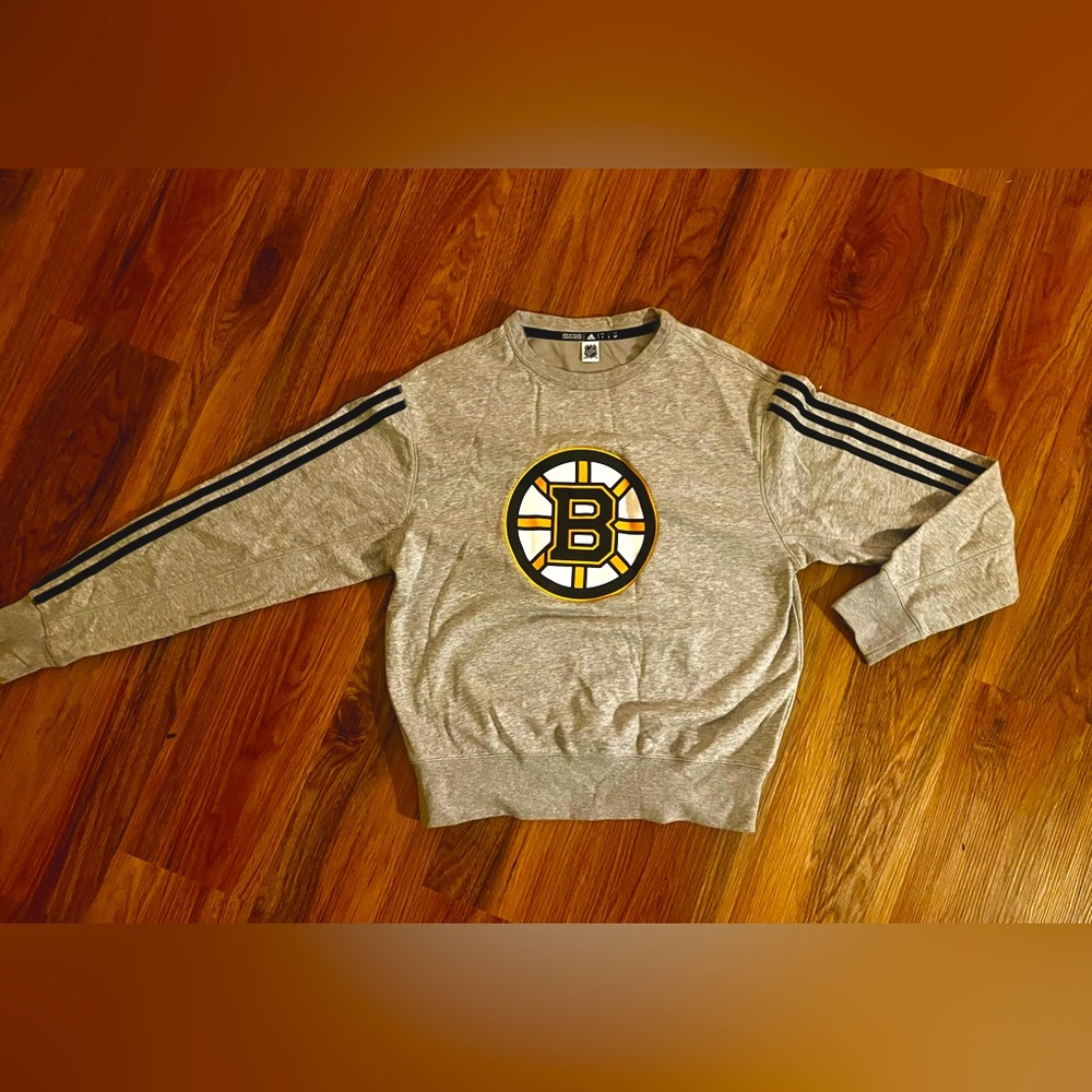 Women’s Adidas NHL Boston Bruins pullover sweatshirt
